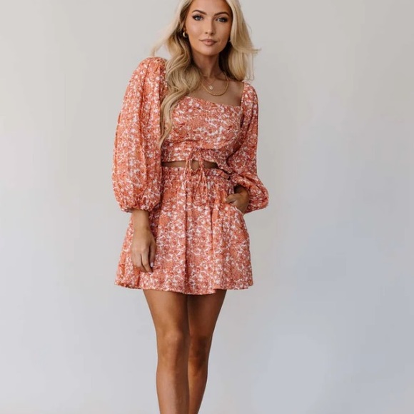 The Post Patterned Matching Set - Picture 5 of 6